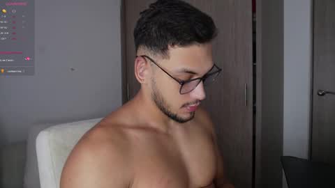 Snapshot of andy_weld chatting on November 14, 12:48 pm my onlyfans online show from November 14, 12:48 pm