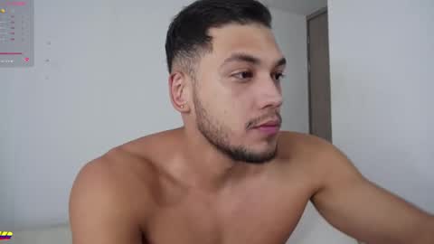 Snapshot of andy_weld chatting on February 18, 12:01 pm my onlyfans online show from February 18, 12:01 pm