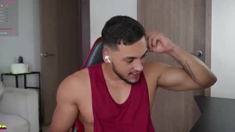 Snapshot of andy_weld chatting on February 22, 7:23 pm my onlyfans online show from February 22, 7:23 pm