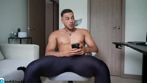 Snapshot of andy_weld chatting on May 20, 6:47 pm my onlyfans online show from May 20, 6:47 pm