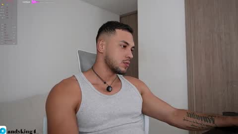 Snapshot of andy_weld chatting on May 21, 10:50 pm my onlyfans online show from May 21, 10:50 pm