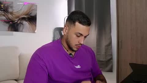 Snapshot of andy_weld chatting on June 25, 1:59 pm my onlyfans online show from June 25, 1:59 pm