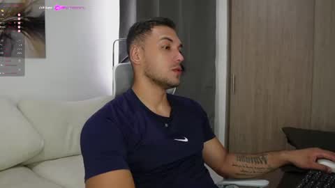 Snapshot of andy_weld chatting on July 20, 6:21 pm my onlyfans online show from July 20, 6:21 pm