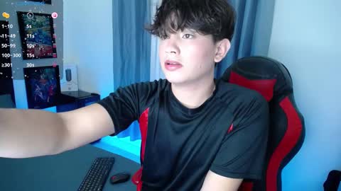 andy online show from December 7, 11:12 pm