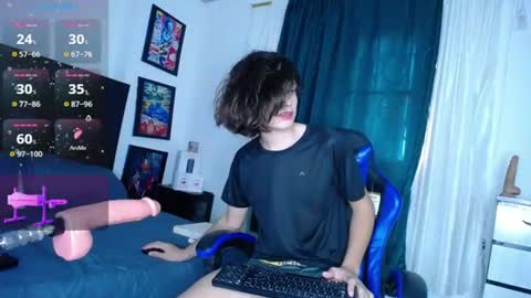 Snapshot of andyboy_19 chatting on June 10, 10:30 pm andy online show from June 10, 10:30 pm