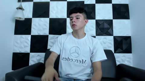 andyfame11 online show from November 30, 12:42 pm