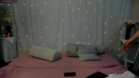 Mandy and Andy online show from November 7, 7:14 pm