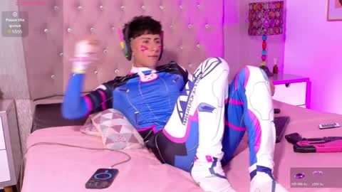 andyjustgame  online show from April 1, 4:24 am