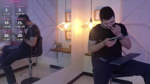 Andy online show from March 1, 8:33 pm