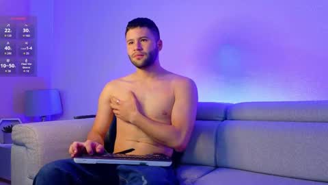 Andy online show from March 28, 9:14 pm