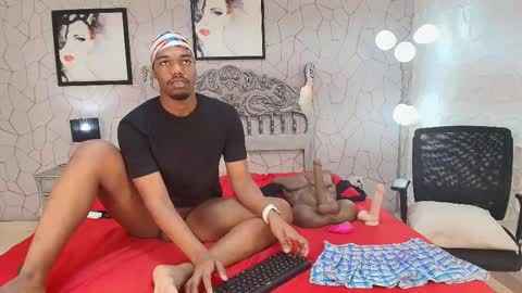 Snapshot of andyprincex chatting on February 23, 5:43 pm Andy online show from February 23, 5:43 pm