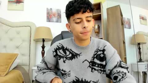 Snapshot of andyxibrat chatting on May 20, 12:00 pm andyxibrat online show from May 20, 12:00 pm
