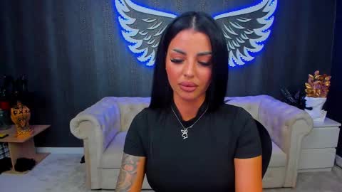 Anne online show from March 8, 1:17 am