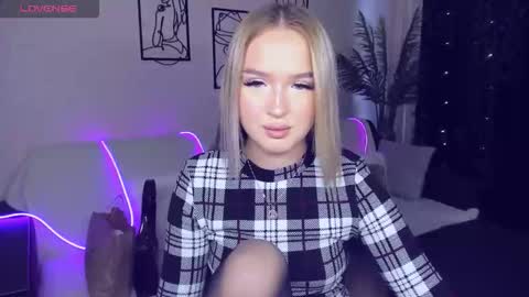 Anfisa online show from October 30, 1:01 pm