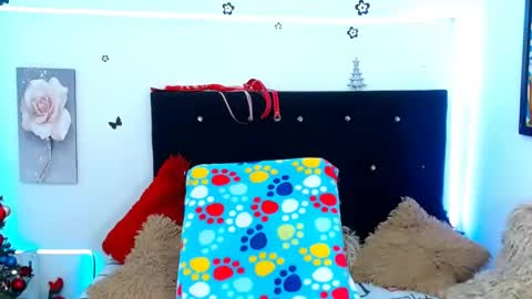 ange_drty online show from December 1, 10:21 pm