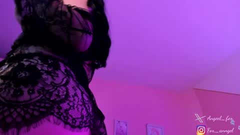 Angel  online show from April 19, 3:17 am