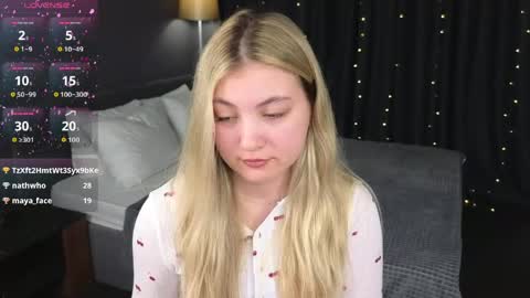 Snapshot of angel__grace chatting on May 15, 11:01 pm Grace online show from May 15, 11:01 pm