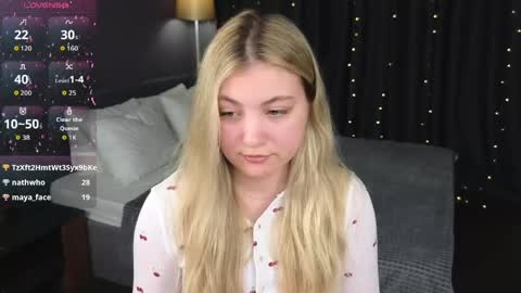 Snapshot of angel__grace chatting on May 15, 11:45 pm Grace online show from May 15, 11:45 pm
