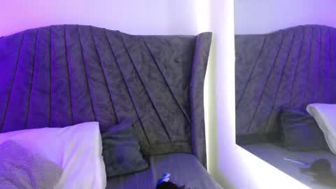 Angel  online show from April 16, 12:39 pm