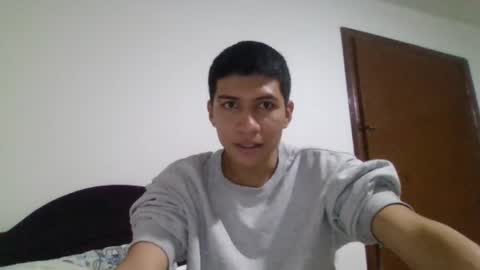 Snapshot of angel_ale chatting on January 14, 8:26 pm angel_ale online show from January 14, 8:26 pm