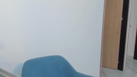 Snapshot of angel_copper chatting on December 15, 10:03 pm Angie indepent model online show from December 15, 10:03 pm