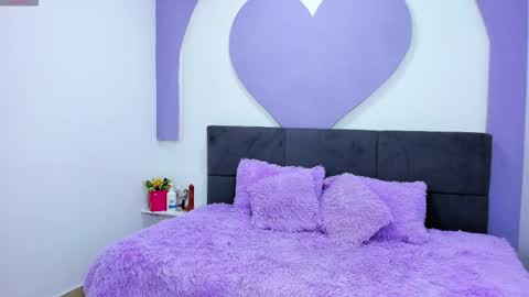 Snapshot of angel_cute2 chatting on May 2, 7:19 pm Angelica online show from May 2, 7:19 pm