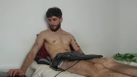 Snapshot of angel_damons_ chatting on June 20, 5:16 pm Angel Damons online show from June 20, 5:16 pm