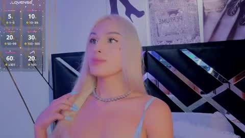 Angel-dragun online show from April 15, 3:13 am