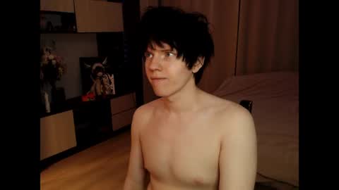Ray online show from June 12, 8:52 pm