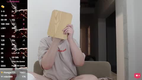 Angel online show from November 4, 4:28 pm