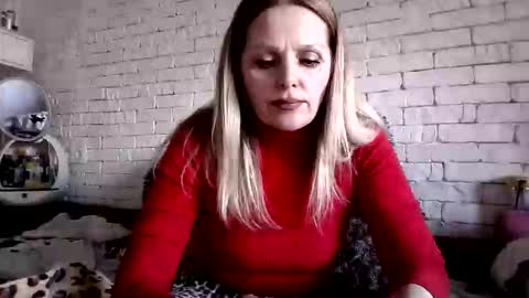 Snapshot of angel_girllovemy chatting on February 21, 11:00 am ANGEL online show from February 21, 11:00 am