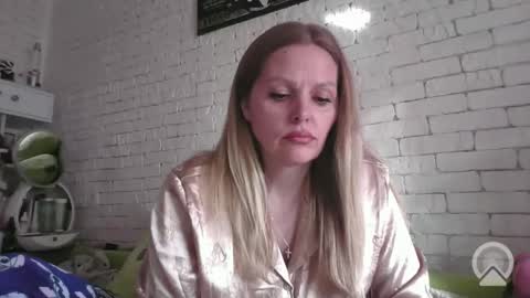 Snapshot of angel_girllovemy chatting on March 17, 6:39 am ANGEL online show from March 17, 6:39 am