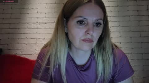 Snapshot of angel_girllovemy chatting on April 28, 5:40 pm ANGEL online show from April 28, 5:40 pm