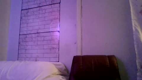 Snapshot of angel_holyday chatting on December 2, 12:29 pm angel holyday online show from December 2, 12:29 pm