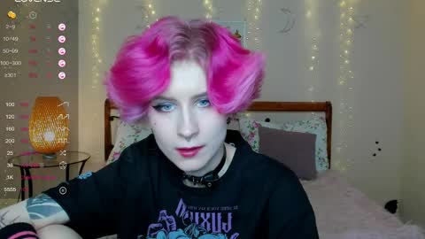 Snapshot of angel_julles chatting on May 10, 9:42 pm Angel Dust online show from May 10, 9:42 pm