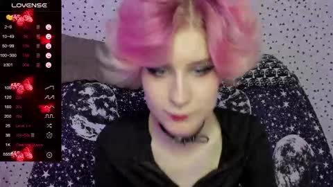 Snapshot of angel_julles chatting on May 14, 6:58 pm Angel Dust online show from May 14, 6:58 pm