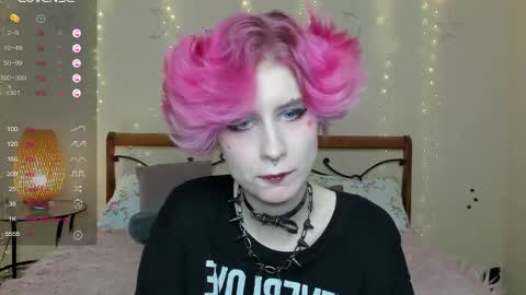 Snapshot of angel_julles chatting on May 30, 10:12 am Angel Dust online show from May 30, 10:12 am