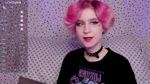 Snapshot of angel_julles chatting on May 31, 5:09 pm Angel Dust online show from May 31, 5:09 pm