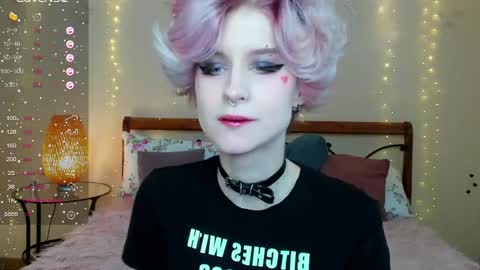 Snapshot of angel_julles chatting on June 7, 10:19 am Angel Dust online show from June 7, 10:19 am