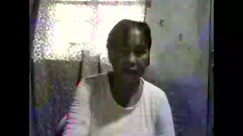 Snapshot of angel_maria123 chatting on October 26, 2:28 am angel_maria123 online show from October 26, 2:28 am