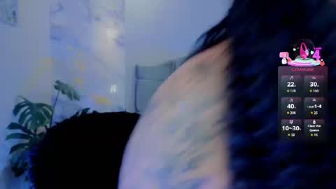 Snapshot of angel_medussa chatting on July 12, 1:51 am angel_medussa online show from July 12, 1:51 am