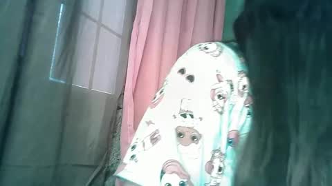 angel_melodyxx online show from February 10, 1:57 am