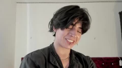 Snapshot of angel_miguel_ chatting on June 20, 9:28 pm Angel Scott online show from June 20, 9:28 pm