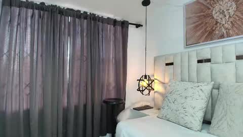 Snapshot of angel_perverted1 chatting on December 3, 11:41 am Nicolle online show from December 3, 11:41 am