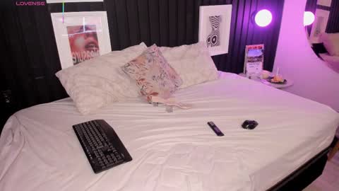 Snapshot of angel_zafiros chatting on March 10, 8:14 pm Seortia Angel online show from March 10, 8:14 pm
