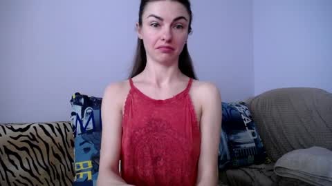 Zoe online show from April 8, 8:14 am