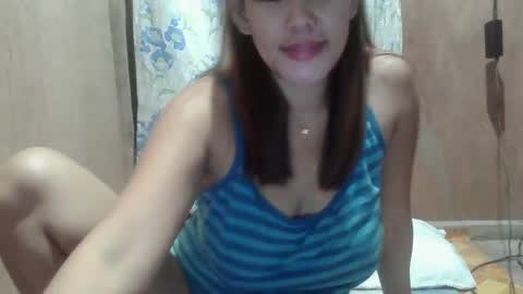 angela413796 online show from December 18, 7:41 pm