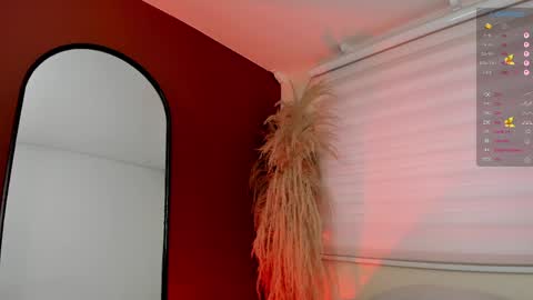 Ange online show from April 15, 7:10 pm