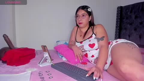 Snapshot of angela_ivanova chatting on April 20, 11:57 am Angela online show from April 20, 11:57 am