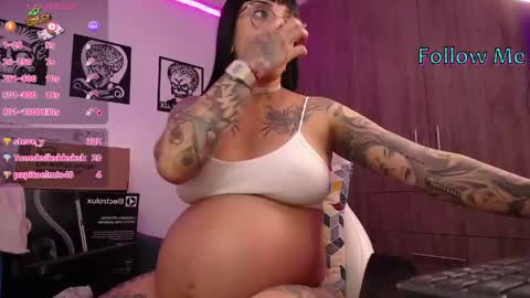Snapshot of angela_lauren chatting on May 16, 12:51 am Angela online show from May 16, 12:51 am